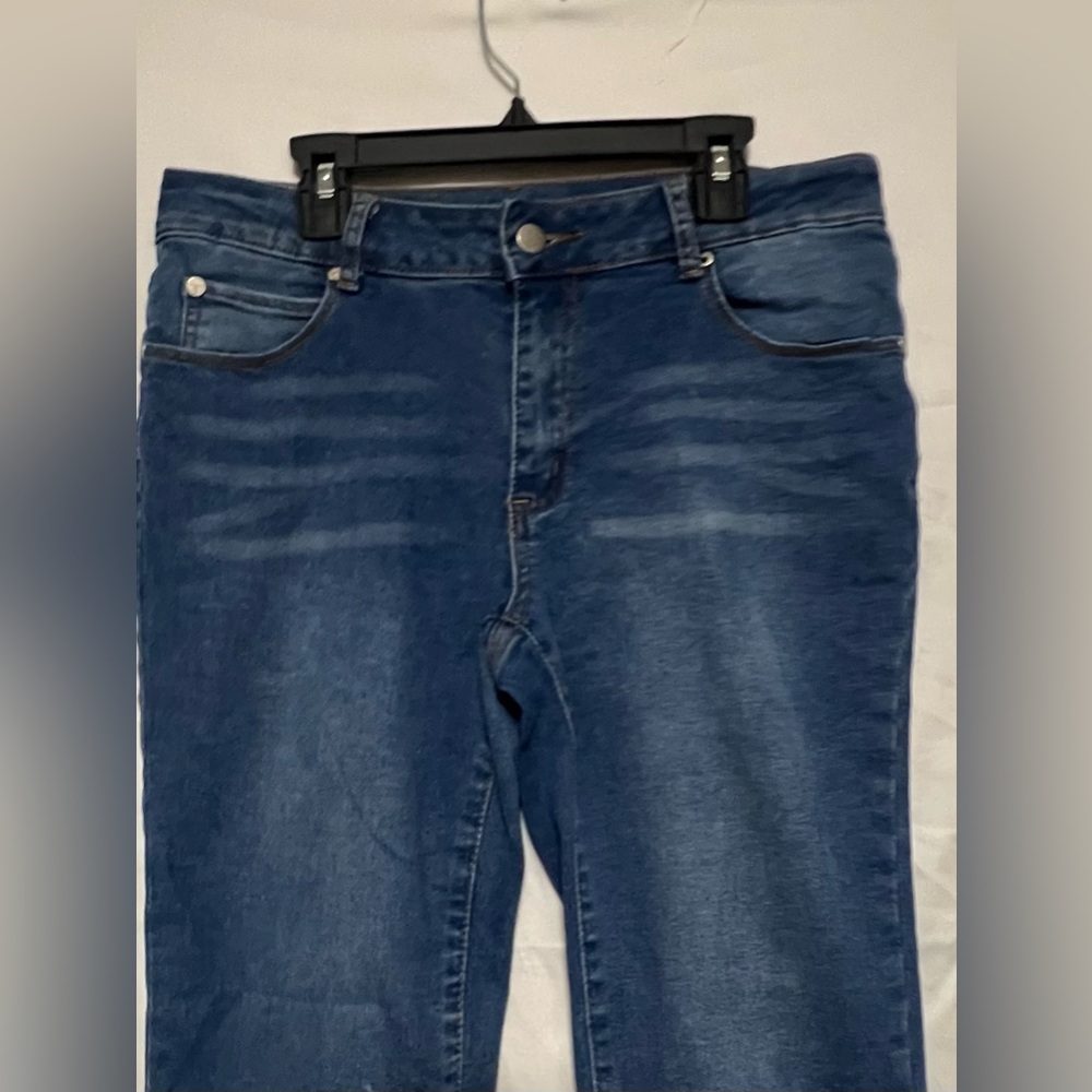 Tahari Olivia Classic Mid Rise Slim Straight Leg Jeans in Deep Blue w/ Raw Hem - Picture 4 of 10